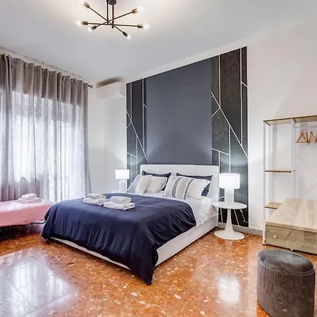 Apartment Bdc - Rome, Open City! 3-bdr!