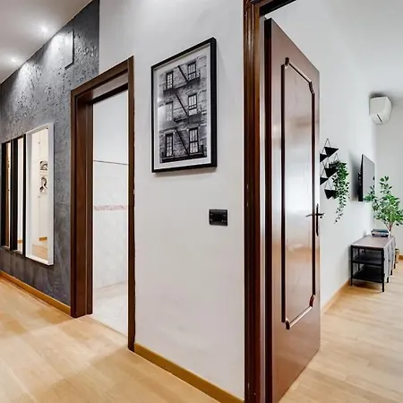 Apartment Bdc - Rome, Open City! 3-bdr!