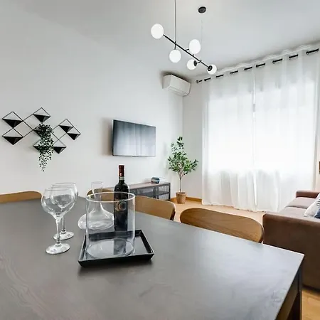 Bdc - Rome, Open City! 3-bdr! Apartment Rome