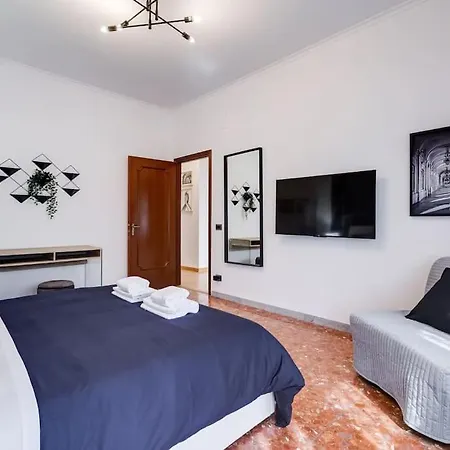 Apartment Bdc - Rome, Open City! 3-bdr! *