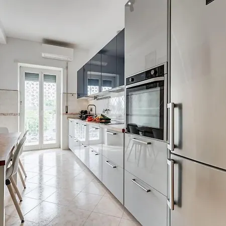Appartement Bdc - Rome, Open City! 3-bdr!