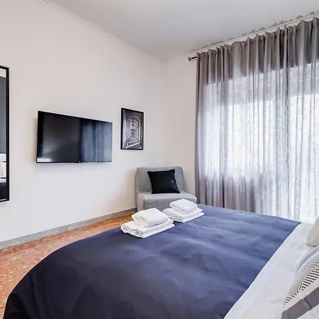 Bdc - Rome, Open City! 3-bdr! Appartement