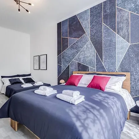 Appartement Bdc - Rome, Open City! 3-bdr! *